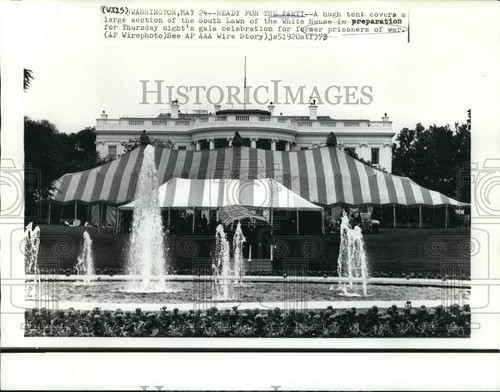1973 press photo tent - photo, on